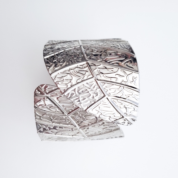 Silver Leaf Bangle